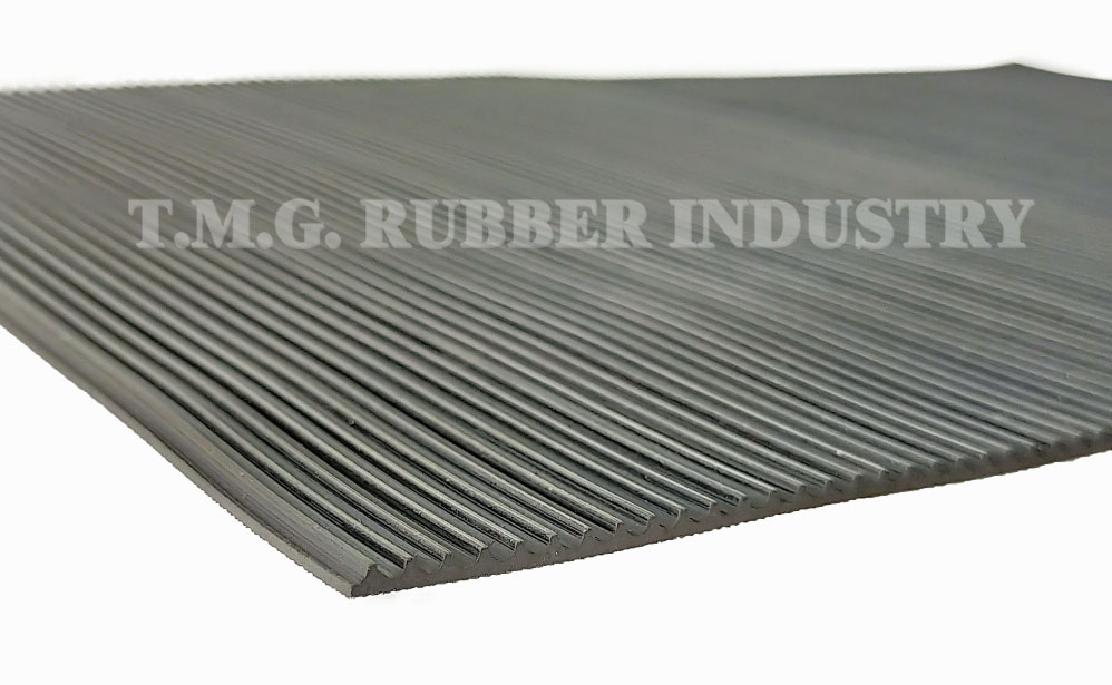 แผ่นยางฉนวนไฟฟ้า (แผ่นยางลายร่องเล็ก) 5 มม. หน้ากว้าง 1 เมตร